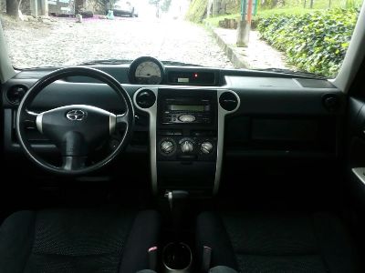 TOYOTA SCION XB - 2005